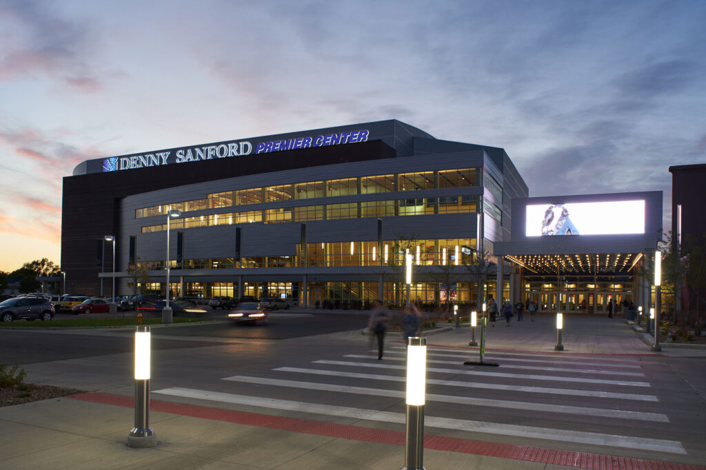 Denny-Sanford-Premier-Center-4
